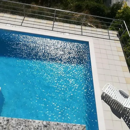 Sea View With Swimming Pool Near * 스플리트