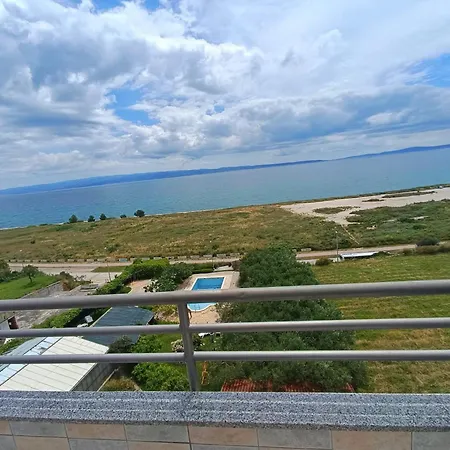 Apartmán Sea View With Swimming Pool Near *