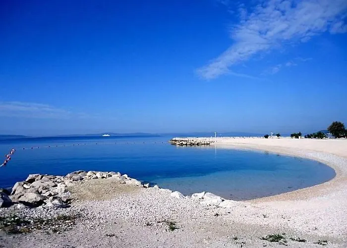 아파트 Sea View With Swimming Pool Near